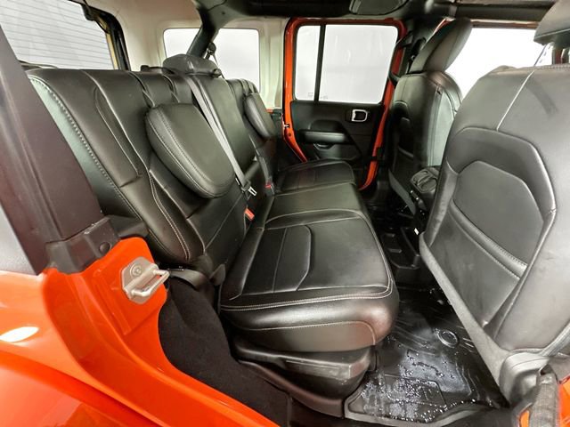 Used 2023 Jeep Wrangler Unlimited Sahara w/ Cold Weather Group AWD/4WD image 28