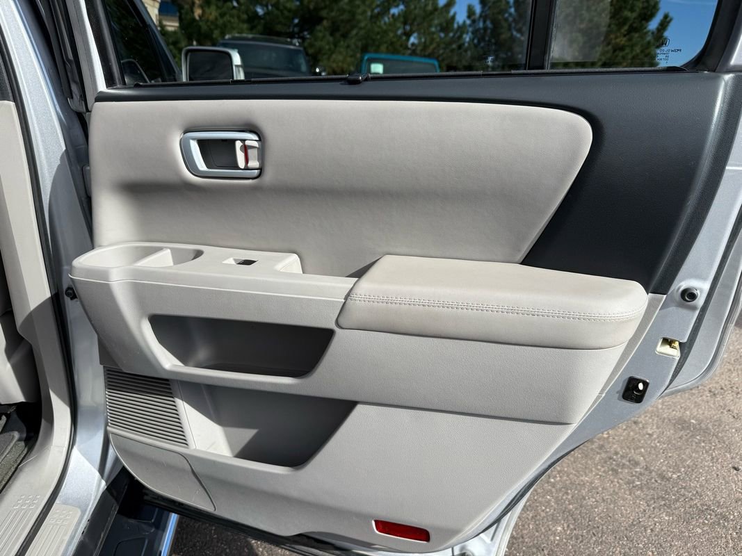 Used 2014 Honda Pilot Touring image 19