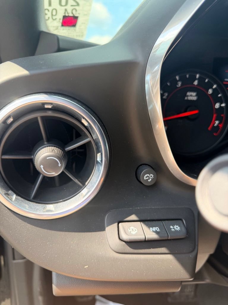 Used 2017 Chevrolet Camaro SS RWD image 8
