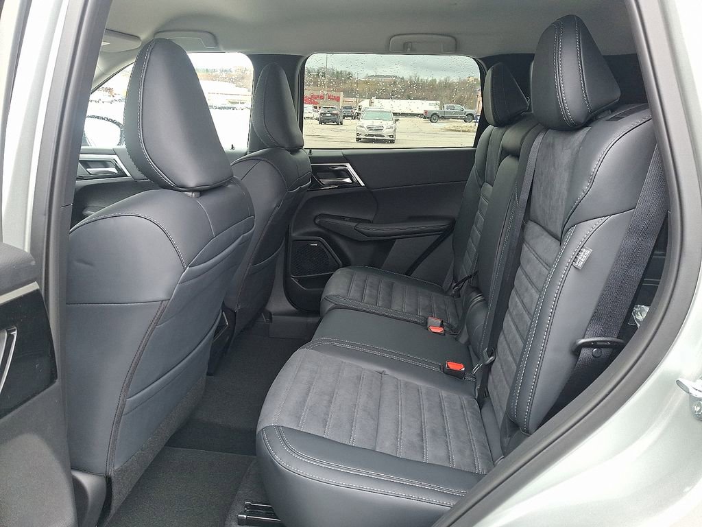 New 2026 Mitsubishi Outlander SE AWD/4WD image 5