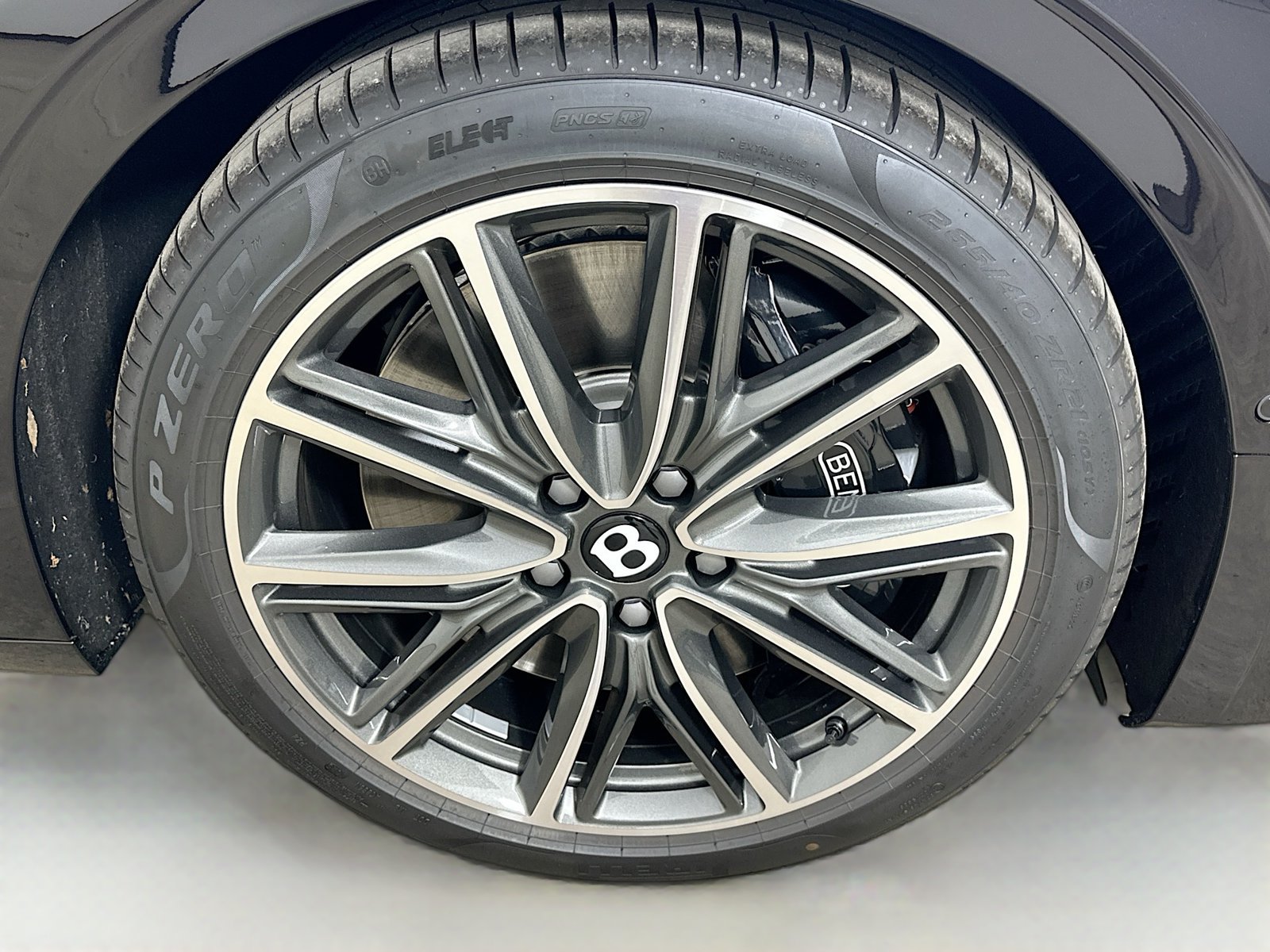 New 2026 Bentley Flying Spur V8 AWD/4WD image 54