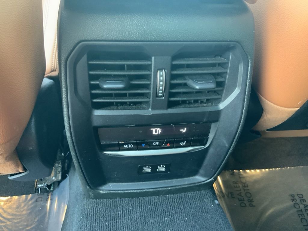 Used 2022 BMW 330i Sedan w/ Convenience Package image 15