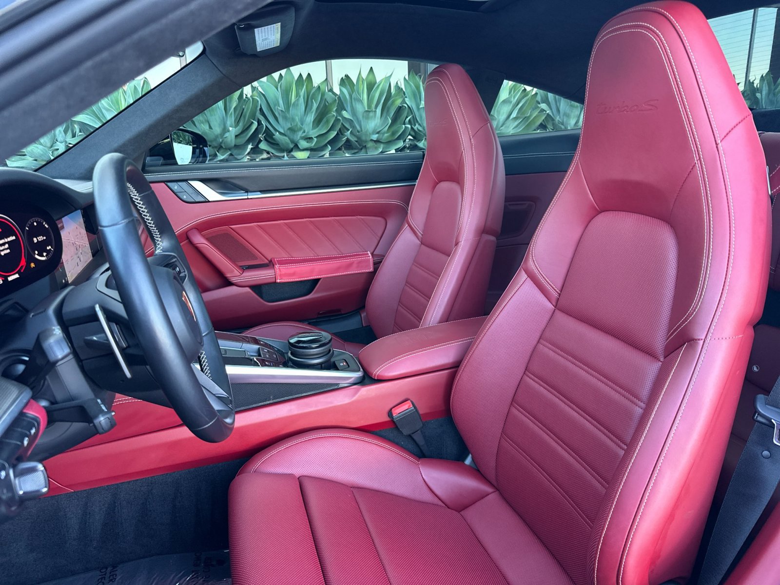 Certified 2022 Porsche 911 Turbo S AWD/4WD image 6
