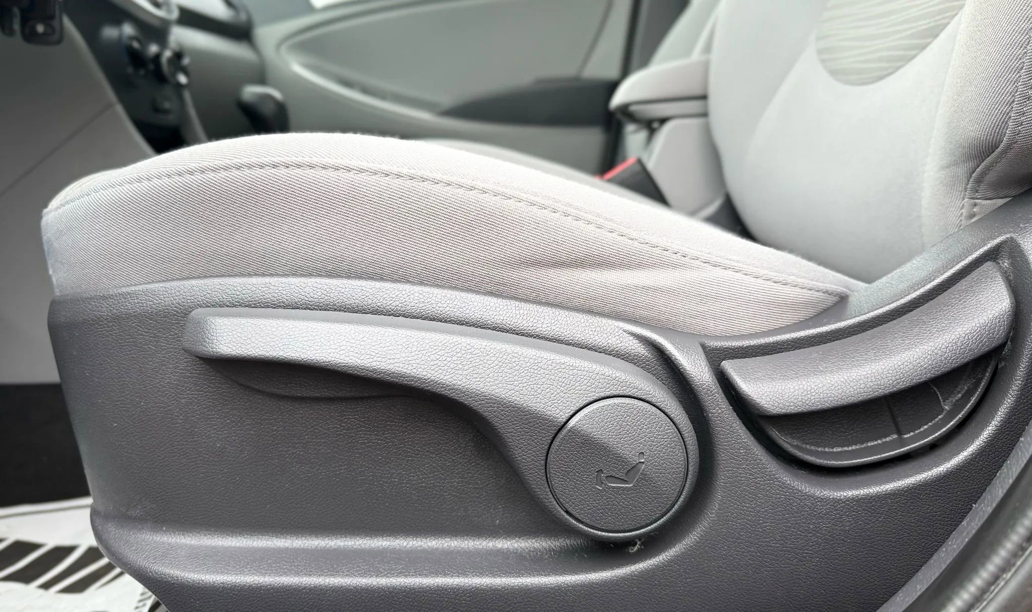 Used 2017 Hyundai Accent Value Edition image 23