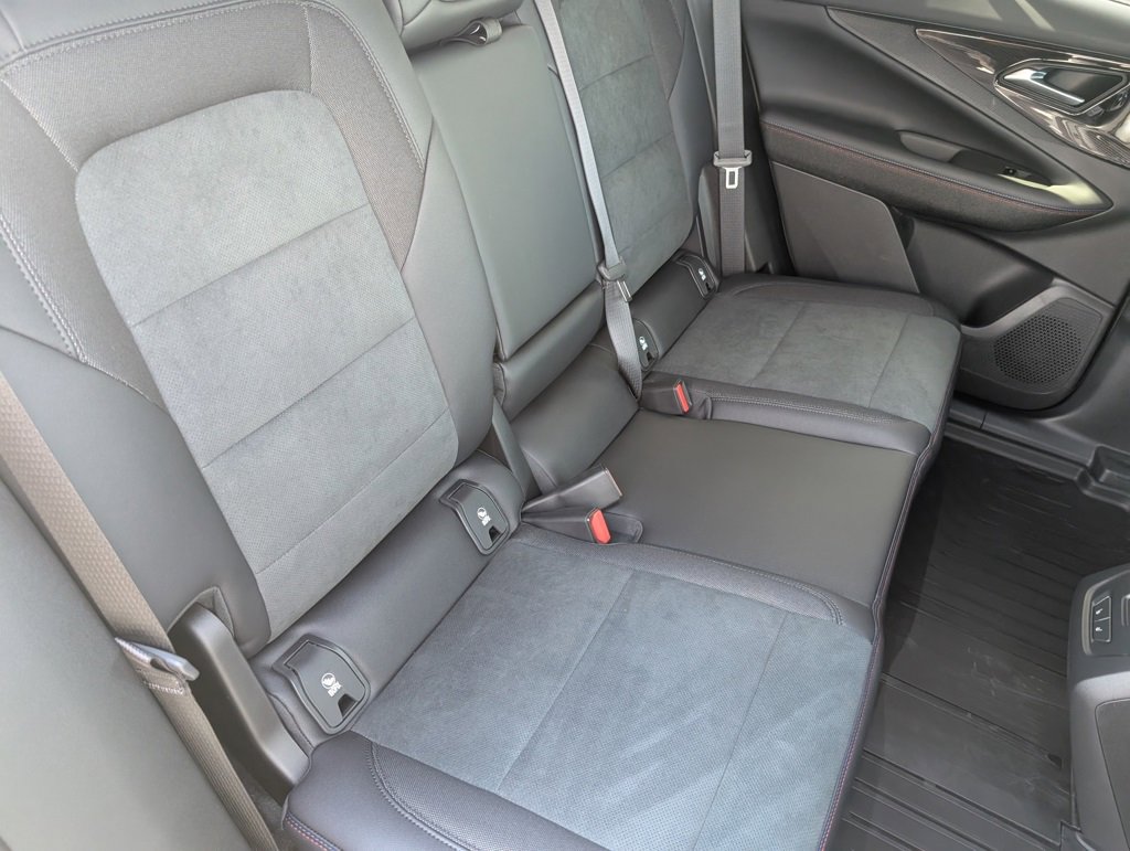 New 2025 Chevrolet Blazer EV RS image 14