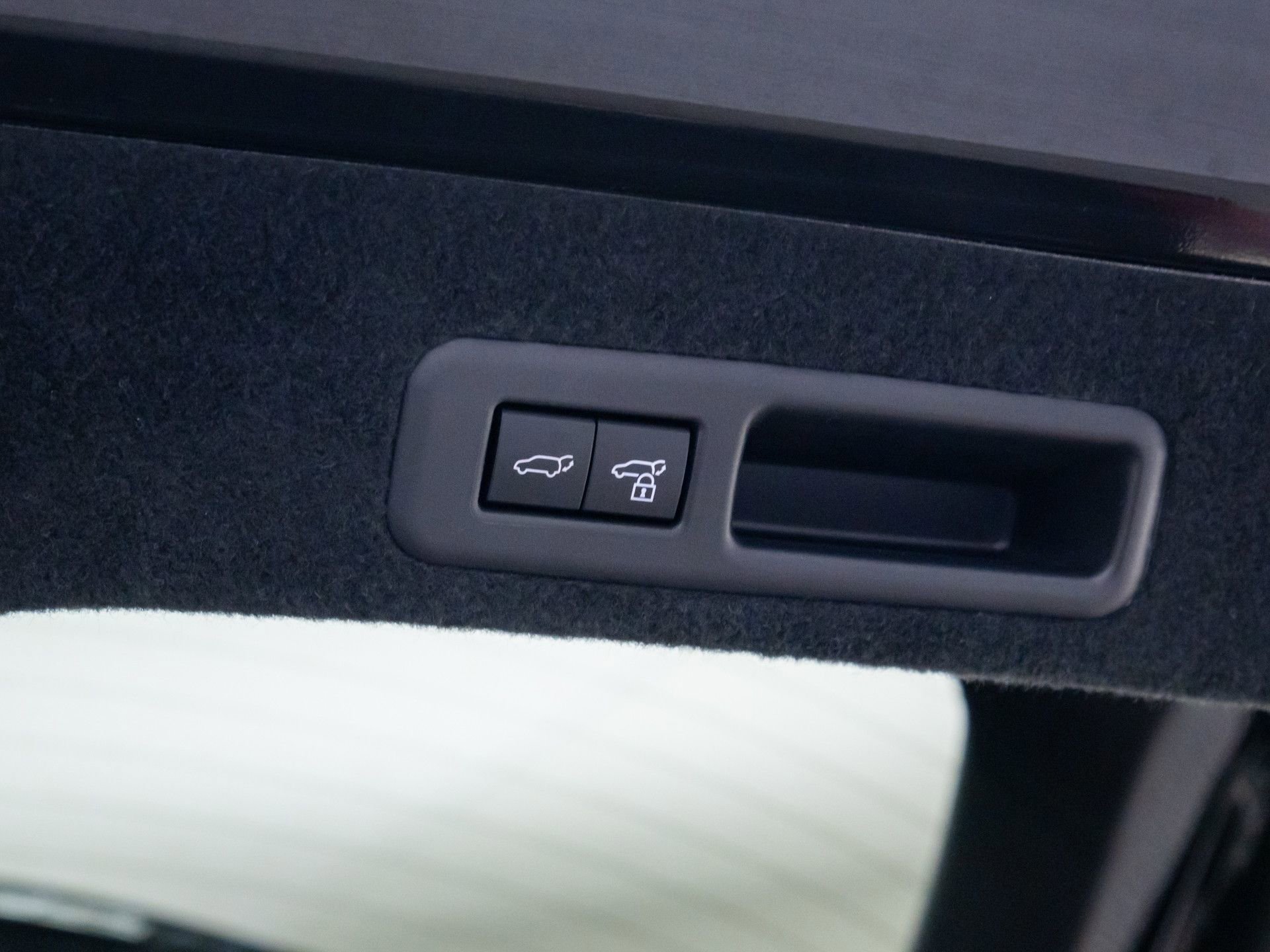 Used 2022 Lexus RX 450h AWD w/ Premium Package image 32