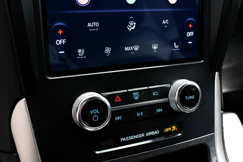 Certified 2024 Ford Edge ST-Line AWD/4WD image 33