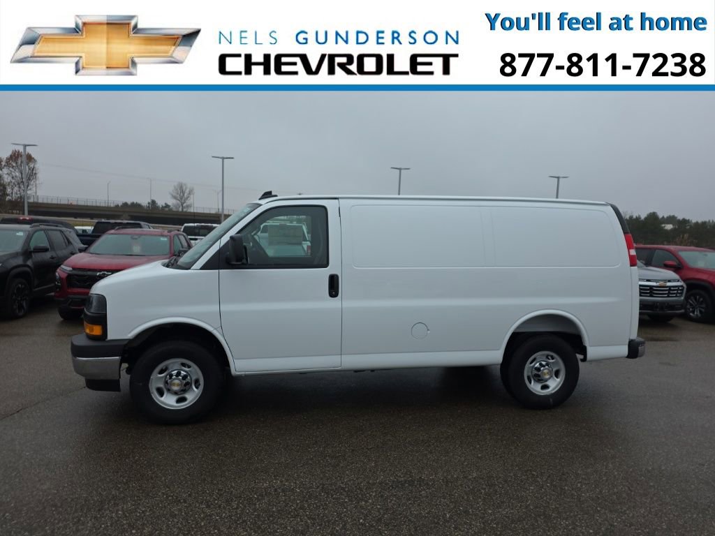 New 2025 Chevrolet Express 3500 image 4