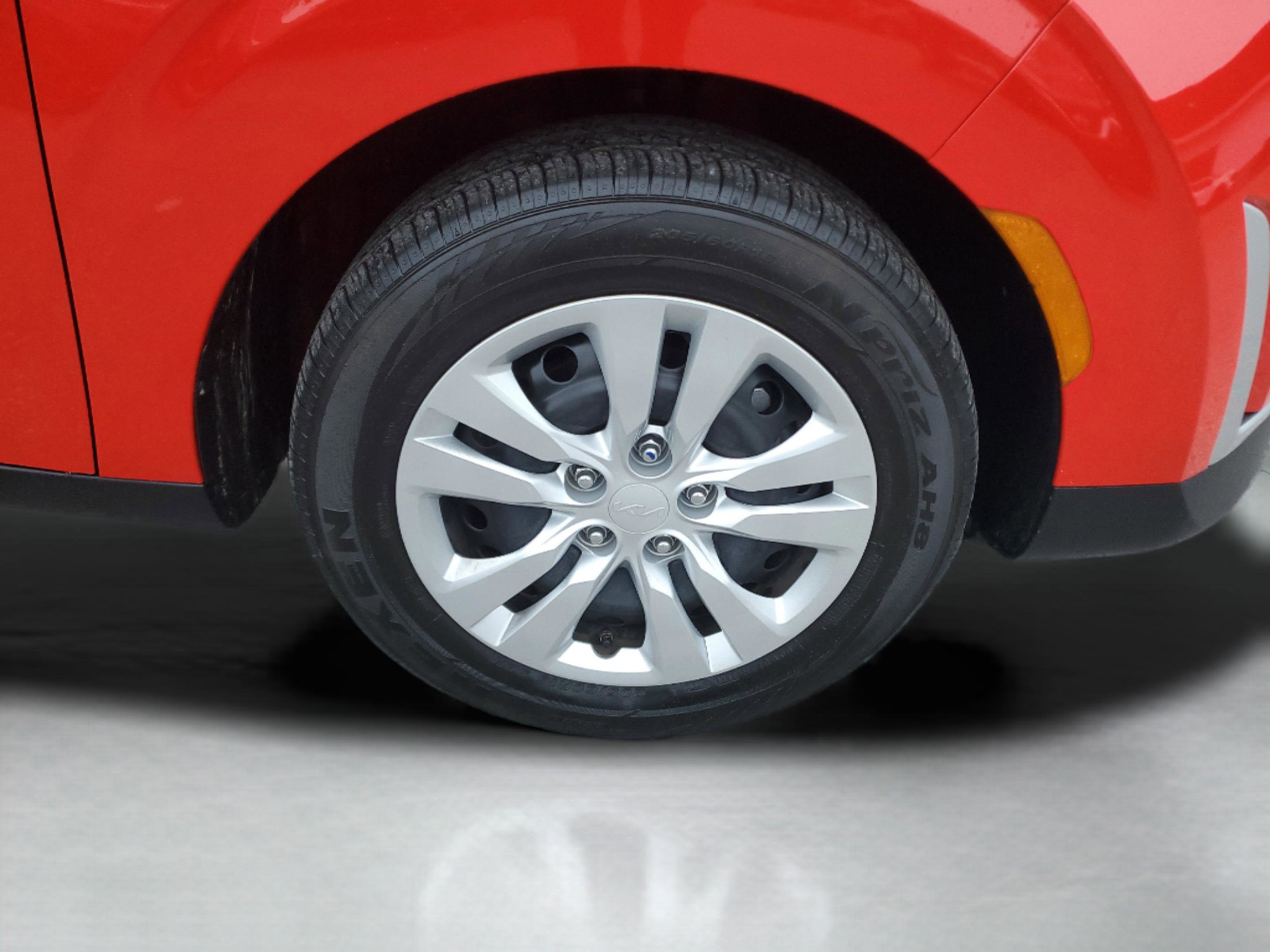 Certified 2023 Kia Soul LX FWD image 29