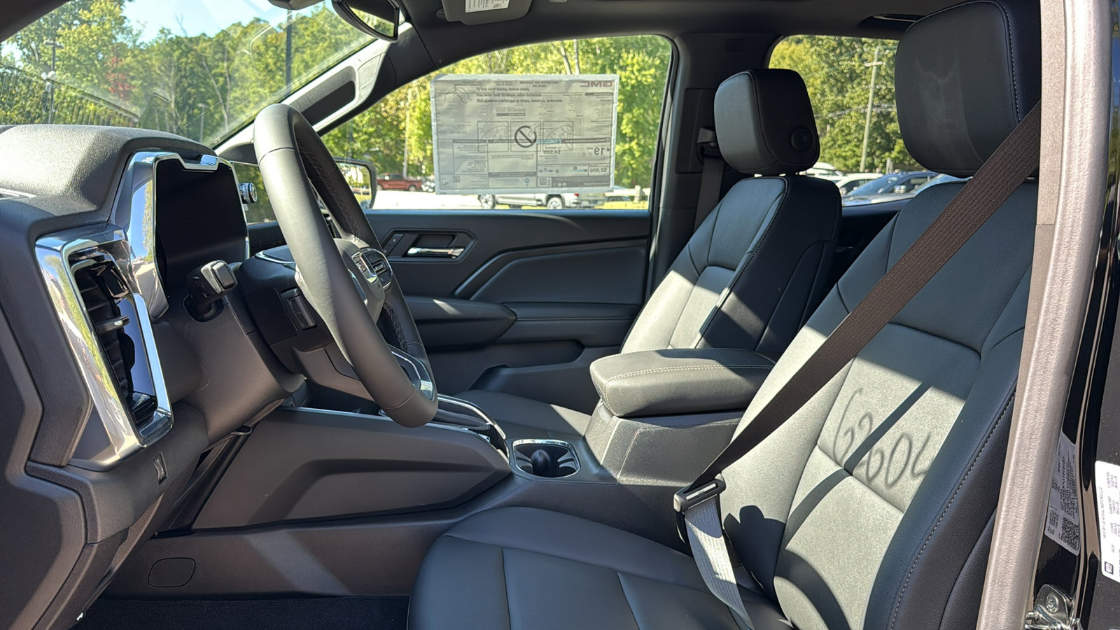 New 2026 GMC Canyon Elevation w/ Convenience Package image 8