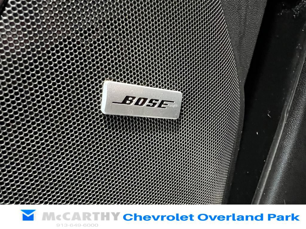 Used 2025 GMC Yukon AT4 w/ AT4 Premium Plus Package AWD/4WD image 18