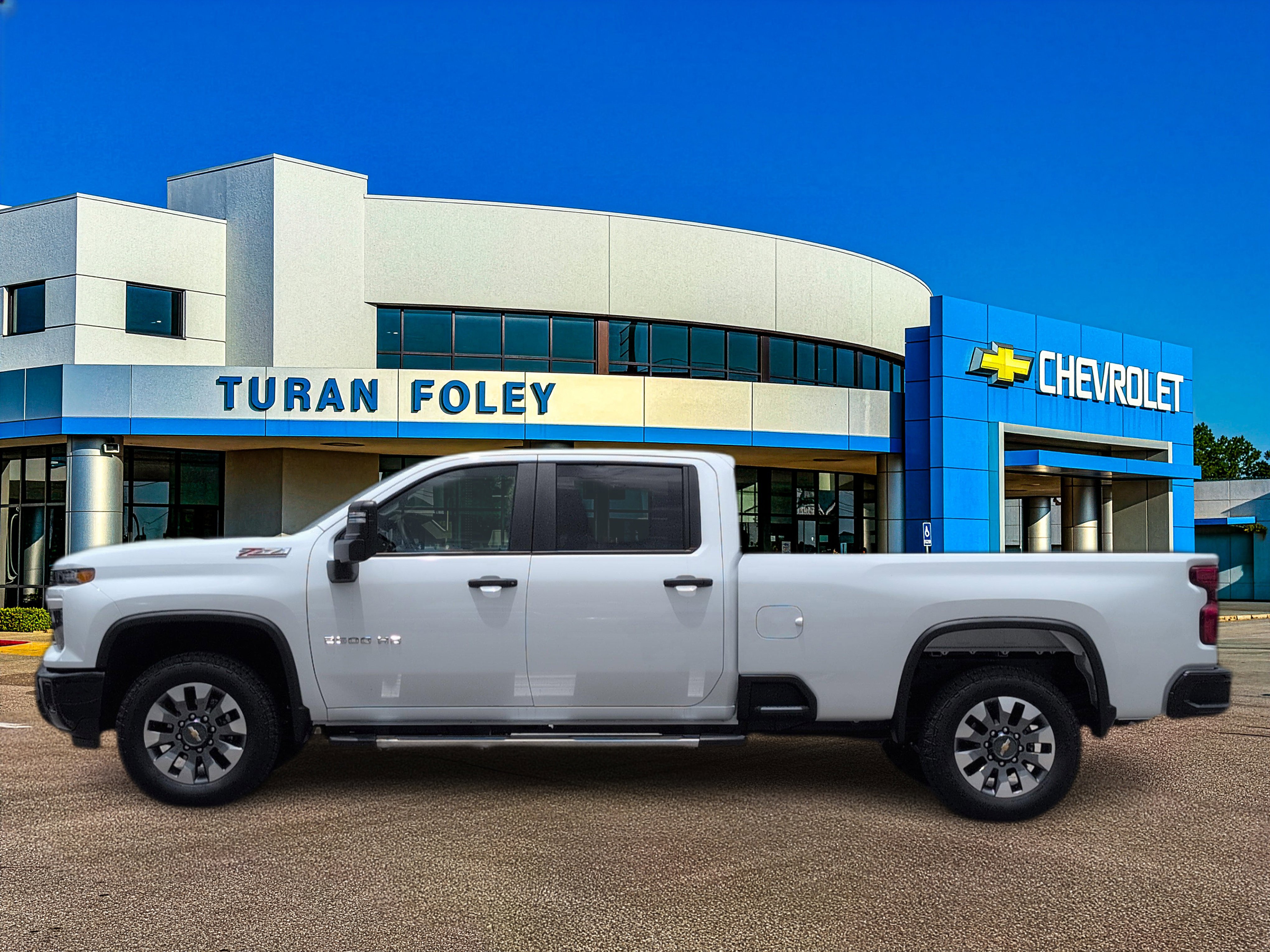 Used 2026 Chevrolet Silverado 2500 Custom w/ Custom Convenience Package AWD/4WD image 2