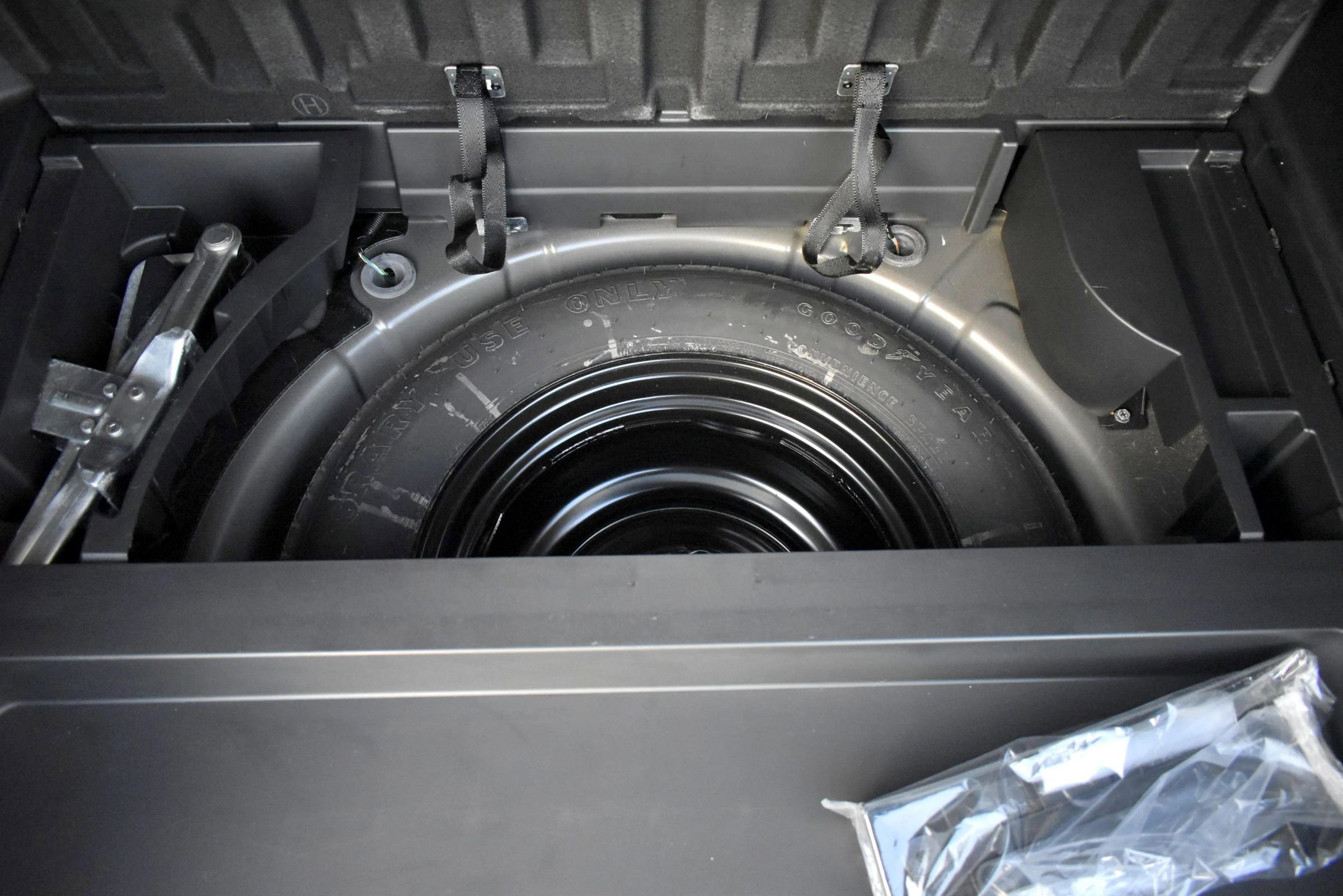 Used 2011 Nissan Rogue S Krom Edition image 23