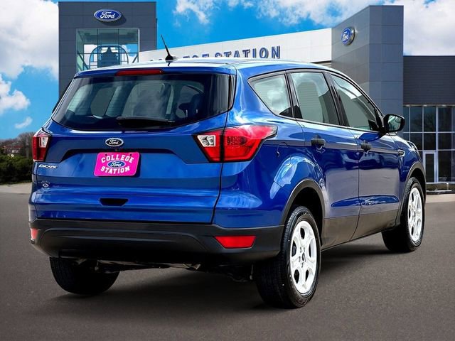 Certified 2019 Ford Escape S image 4
