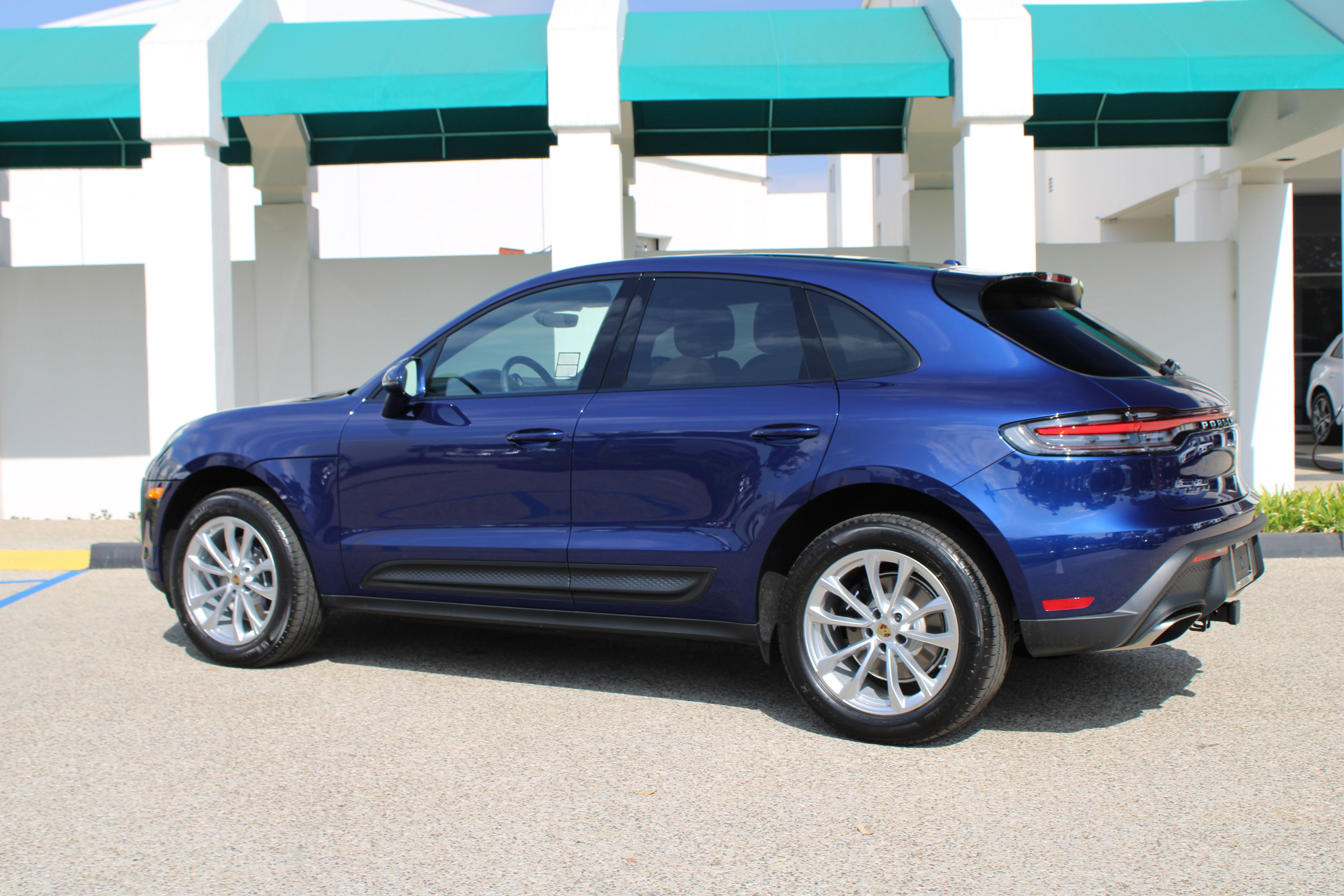New 2026 Porsche Macan image 3