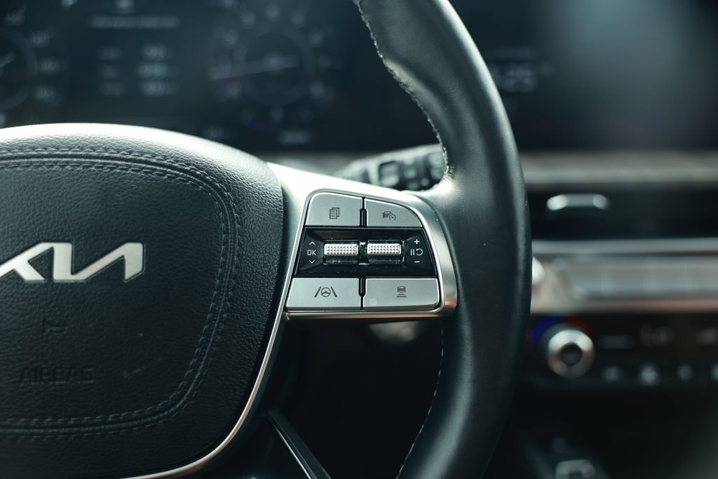 Used 2024 Kia Telluride SX image 22