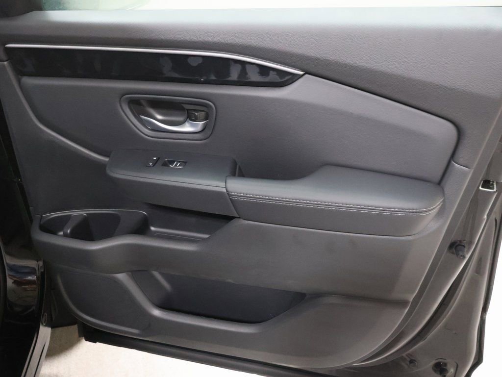 New 2025 Honda Pilot Touring image 23