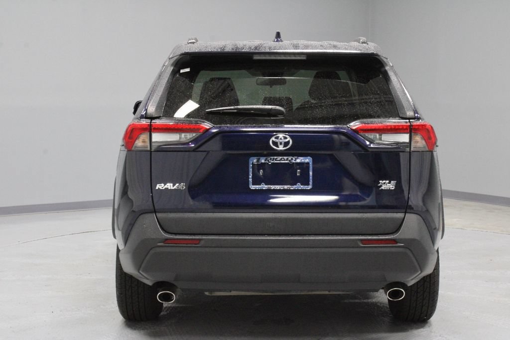 Used 2024 Toyota RAV4 XLE AWD/4WD image 10