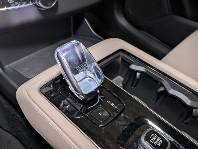 New 2026 Volvo XC90 B6 Plus w/ Protection Package AWD/4WD image 21
