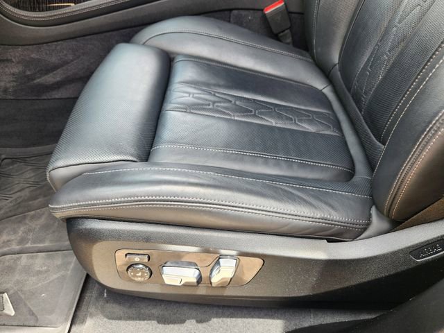 Used 2024 BMW X7 M60i w/ Executive Package AWD/4WD image 23