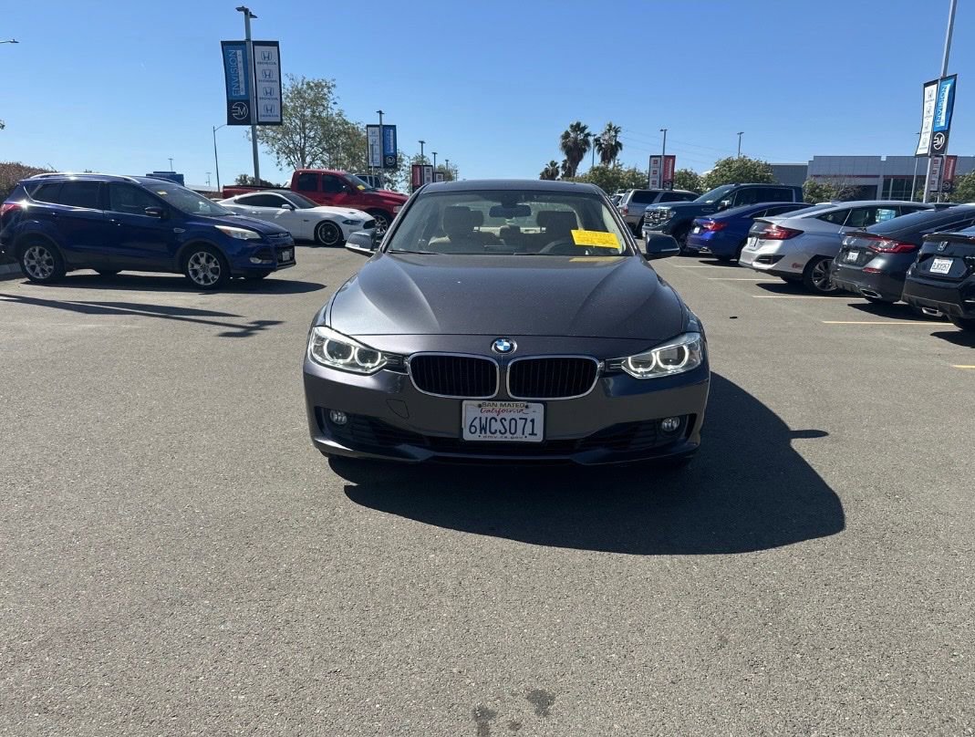 Used 2012 BMW 328i Sedan RWD image 1