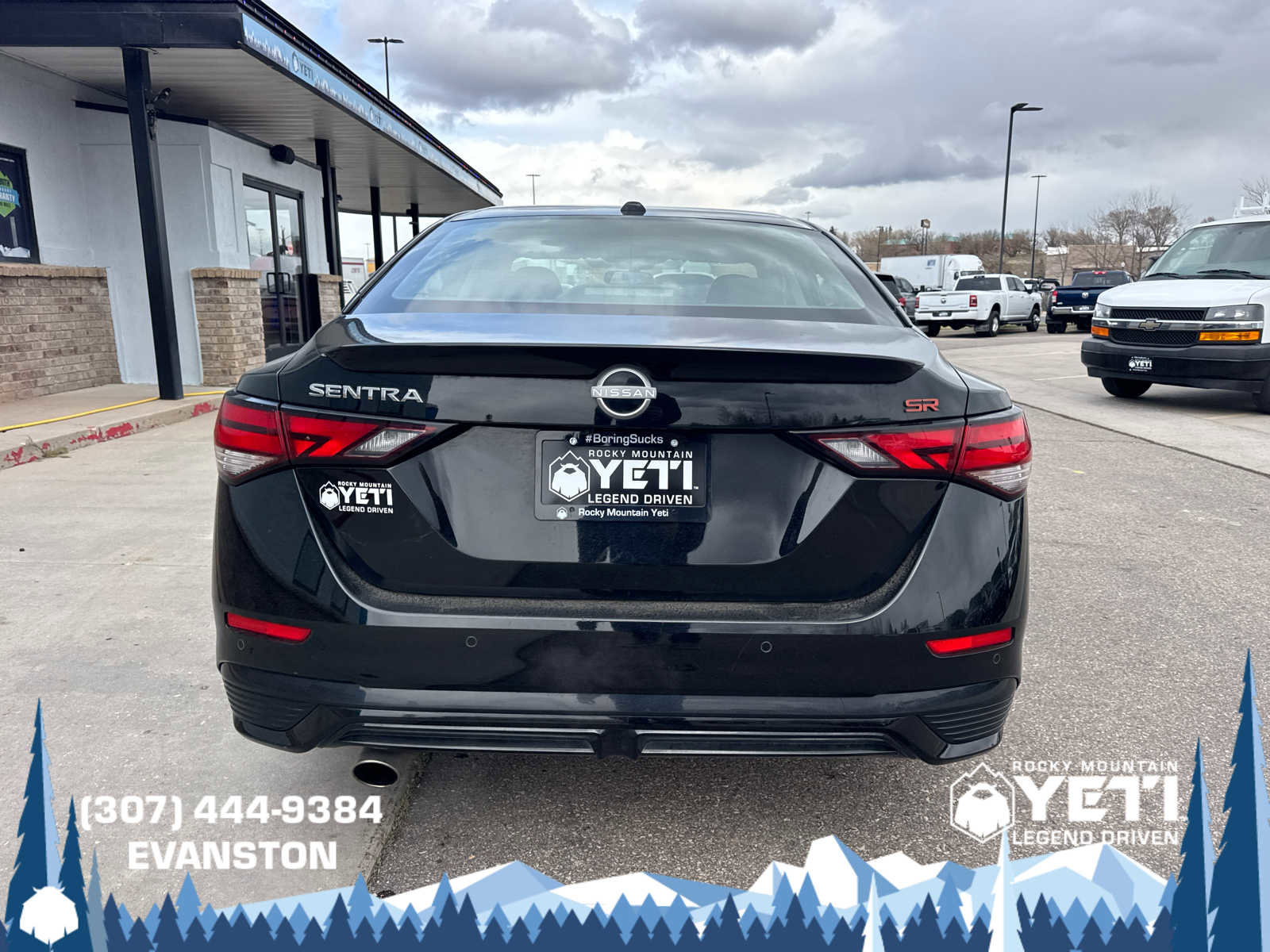 Used 2025 Nissan Sentra SR FWD image 4