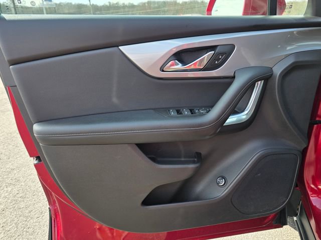 Used 2019 Chevrolet Blazer LT image 18
