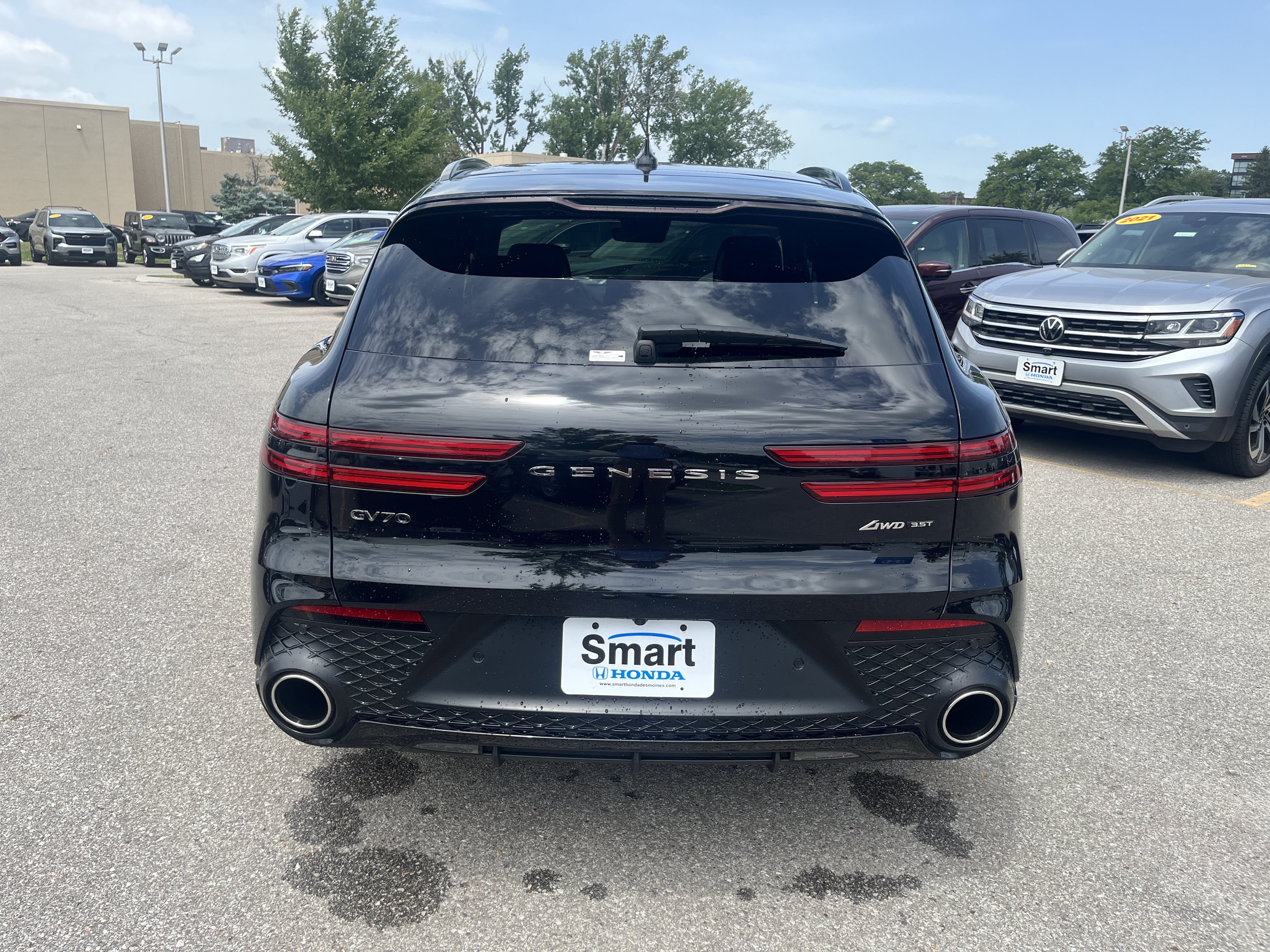 Used 2025 Genesis GV70 3.5T Sport AWD/4WD image 10