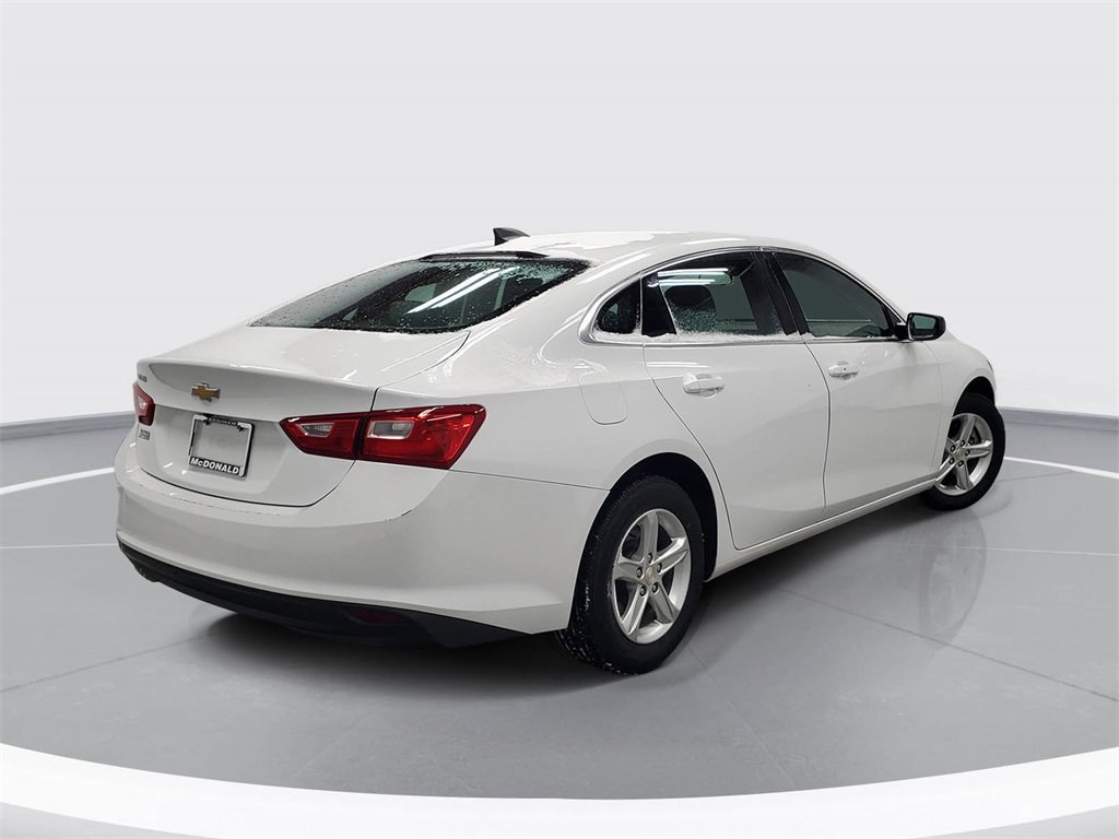 Used 2021 Chevrolet Malibu LS image 3