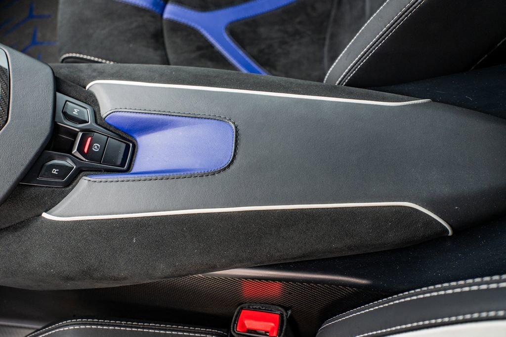 Used 2019 Lamborghini Aventador SVJ AWD/4WD image 36