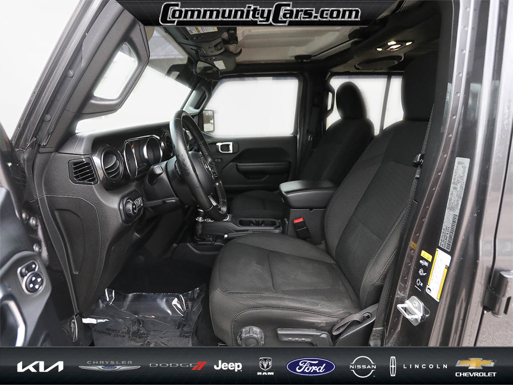Used 2020 Jeep Gladiator Sport image 14