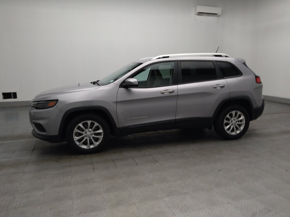 Used 2020 Jeep Cherokee Latitude FWD image 2