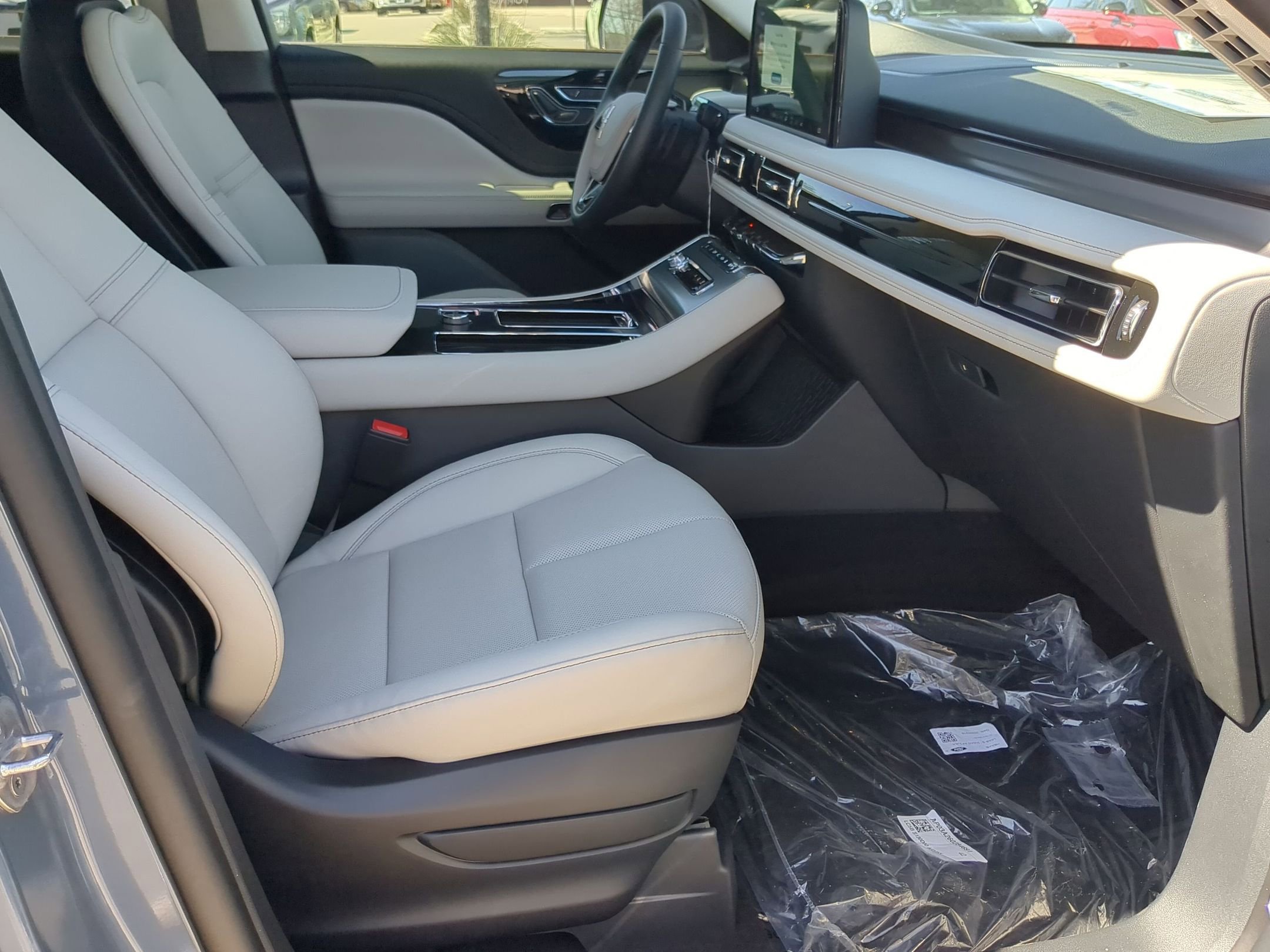 New 2026 Lincoln Aviator 2WD image 23