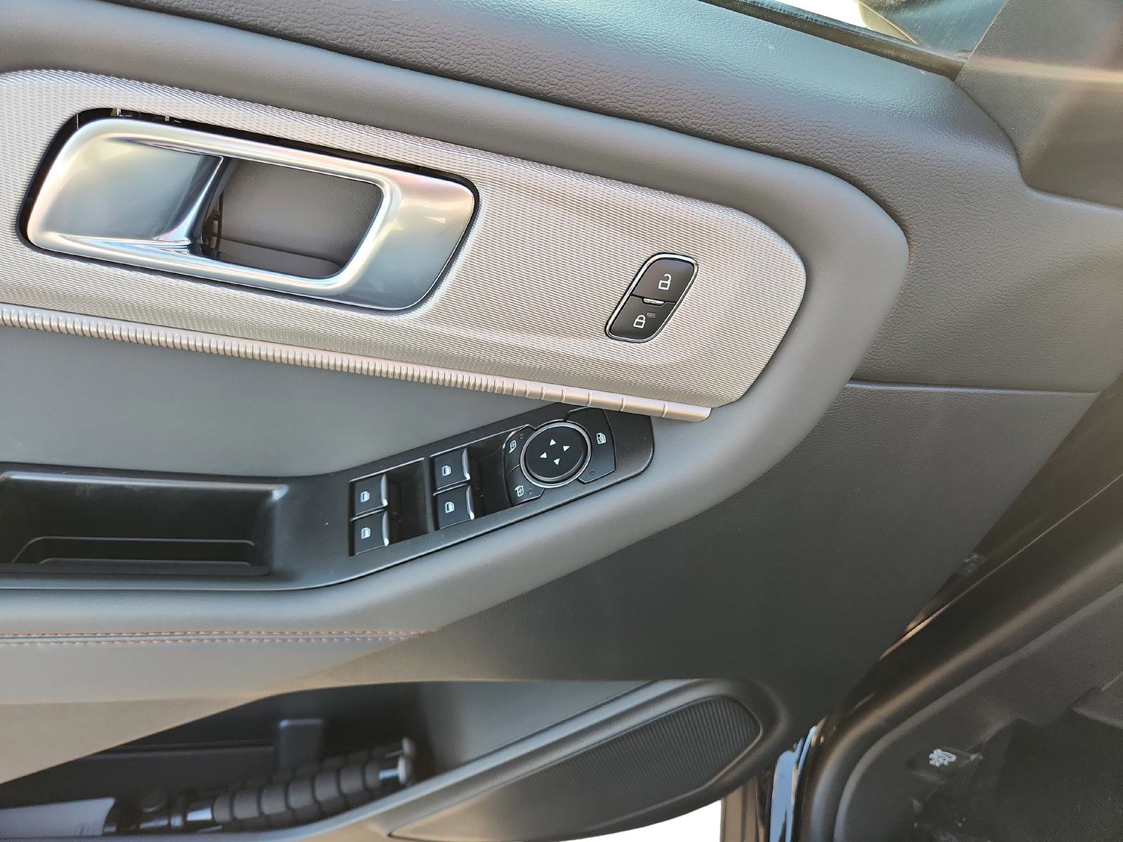 New 2026 Ford Explorer Active image 21