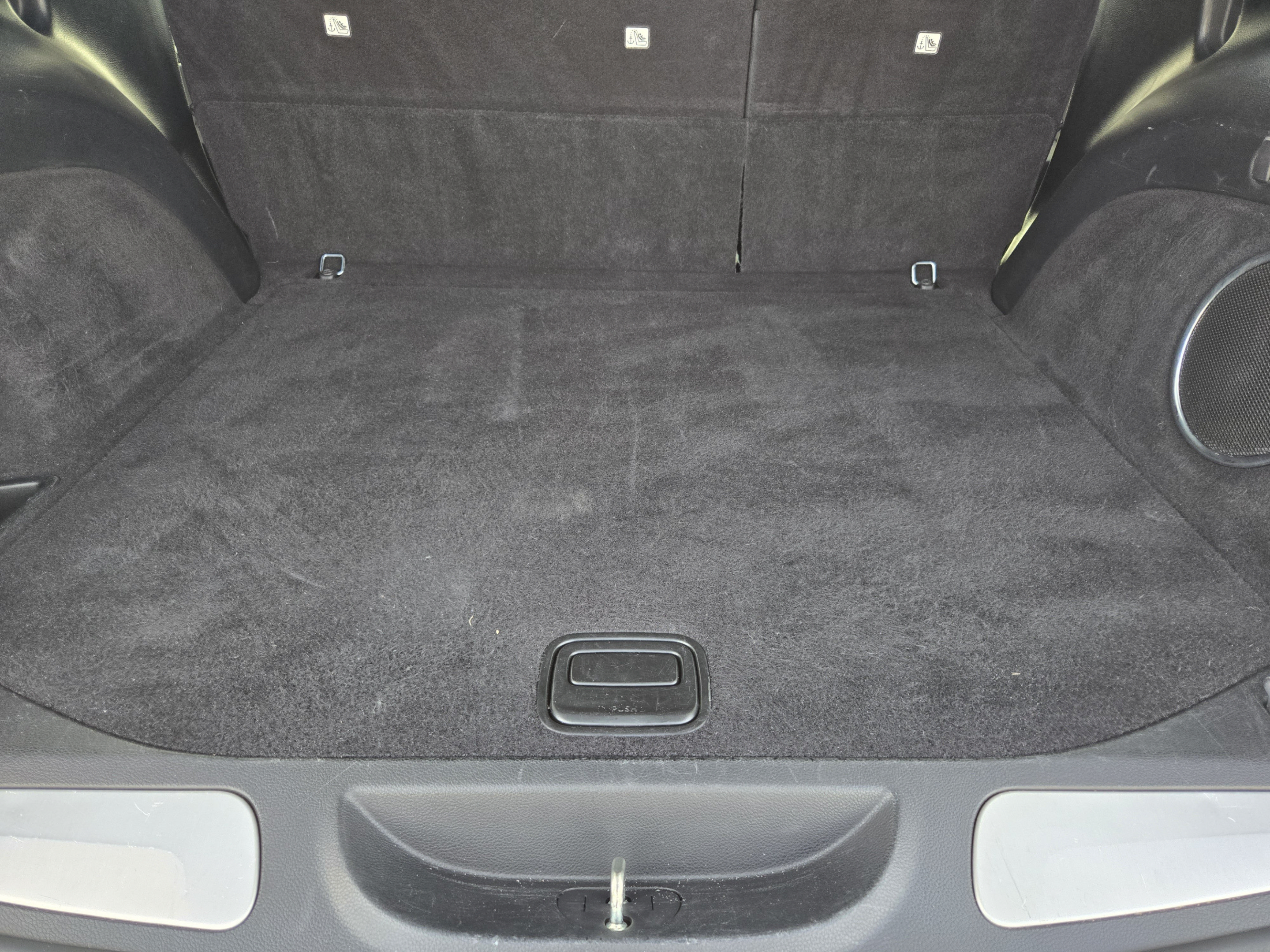 Used 2020 Jeep Grand Cherokee Overland RWD image 27