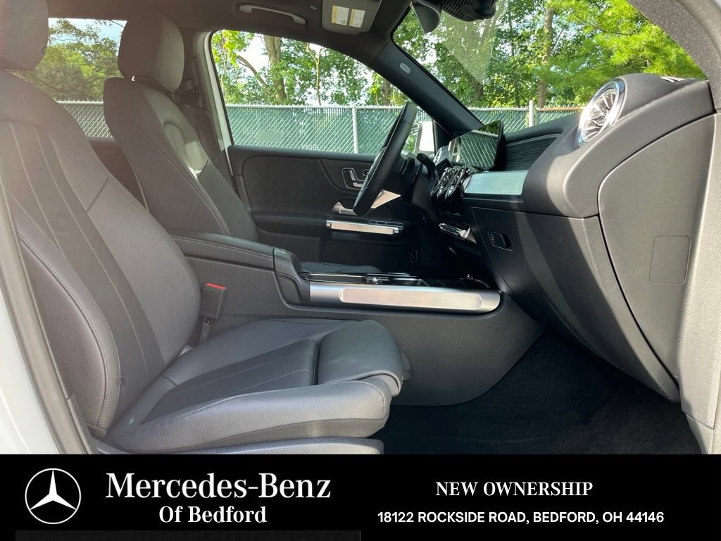 Used 2026 Mercedes-Benz GLB 250 4MATIC image 18