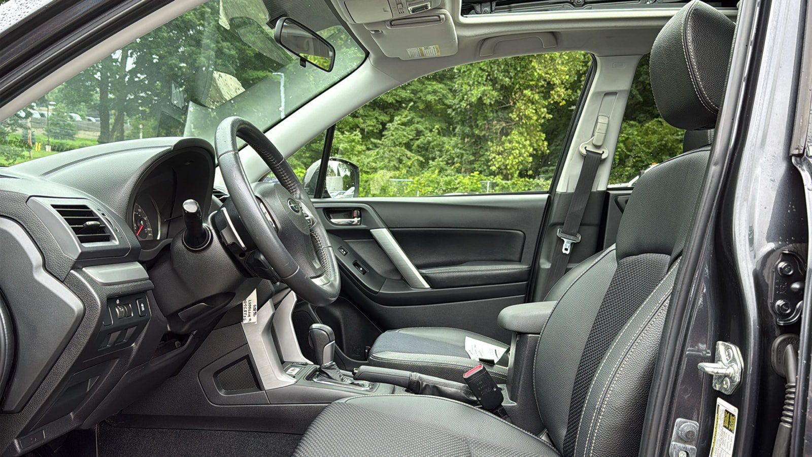 Used 2015 Subaru Forester 2.0XT Premium AWD/4WD image 12