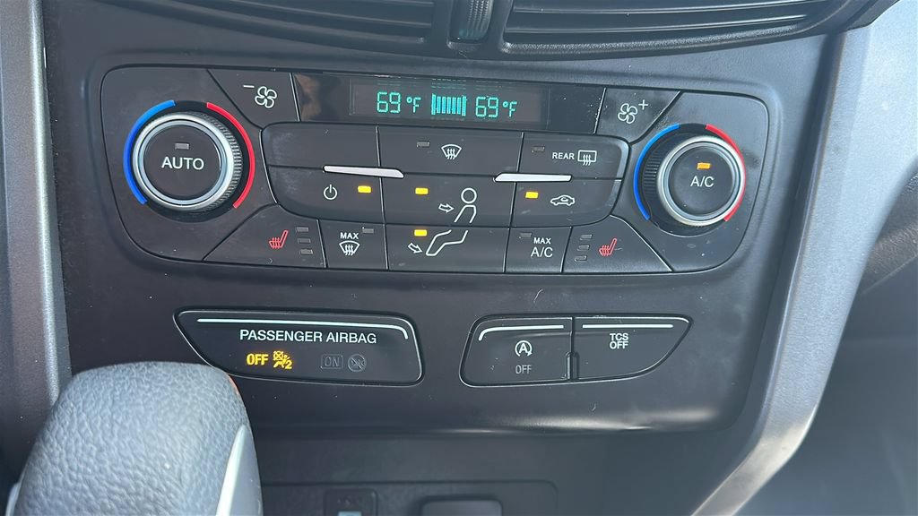 Used 2018 Ford Escape SE w/ SE Sync 3 Package FWD image 24