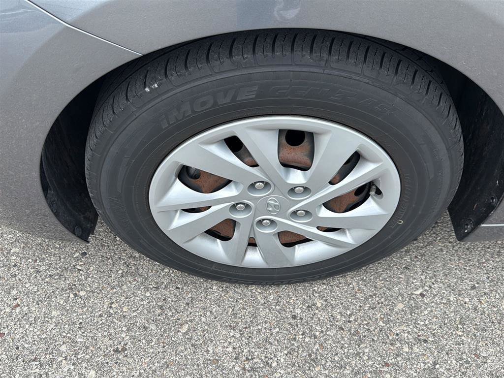 Used 2020 Hyundai Elantra SE w/ Cargo Package (C1) FWD image 15