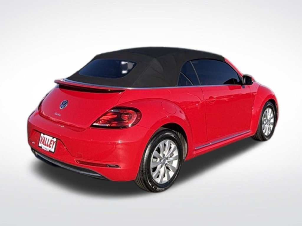 Used 2019 Volkswagen Beetle 2.0T SE FWD image 9