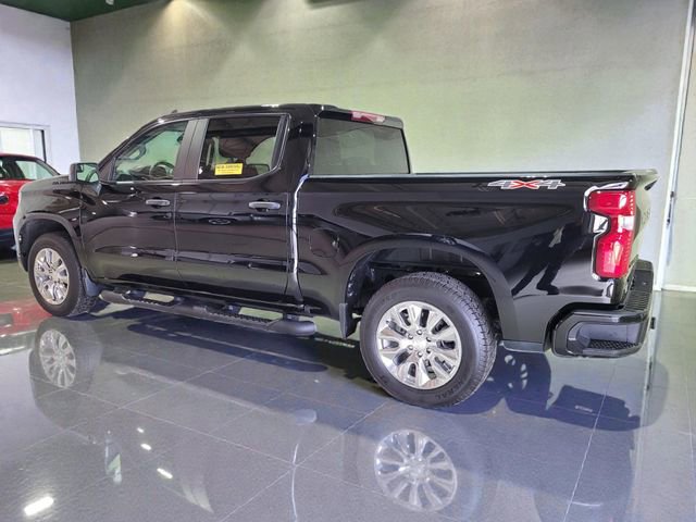 Used 2024 Chevrolet Silverado 1500 Custom w/ LPO, Dark Essentials Package image 17