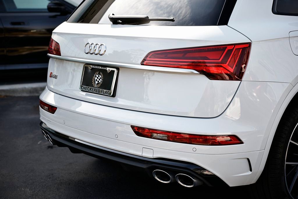 Used 2024 Audi SQ5 Premium Plus w/ Premium Plus Package image 7