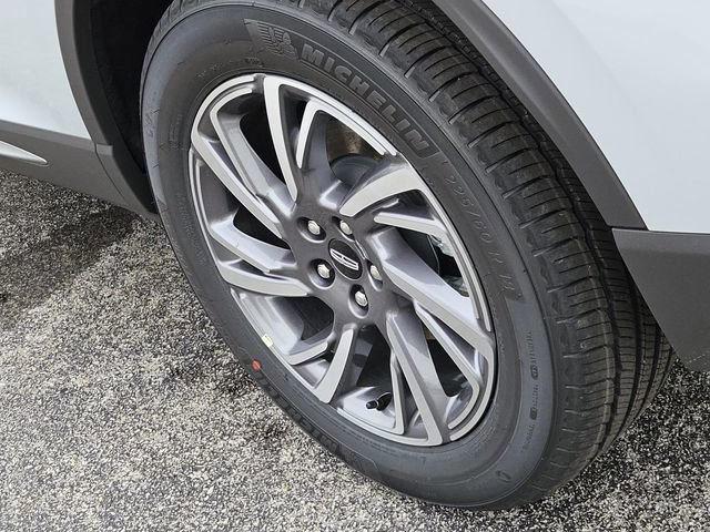 New 2026 Lincoln Corsair Premiere FWD image 8