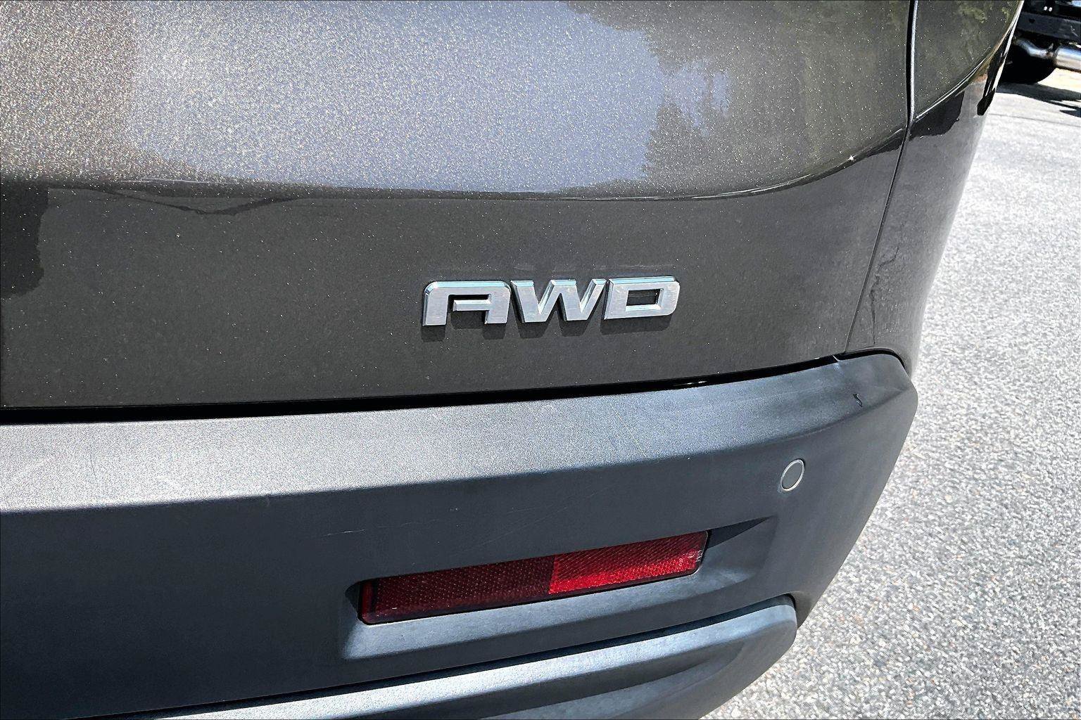 Used 2019 GMC Acadia SLT w/ Black Edition AWD/4WD image 8