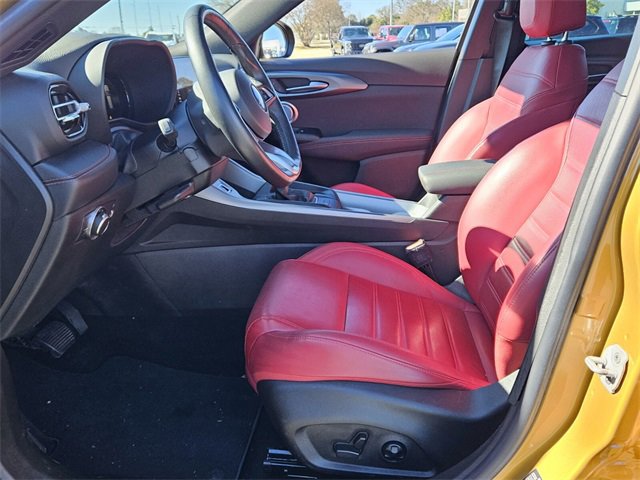 Used 2023 Dodge Hornet GT Plus w/ Tech Pack Plus w/o Parking image 11