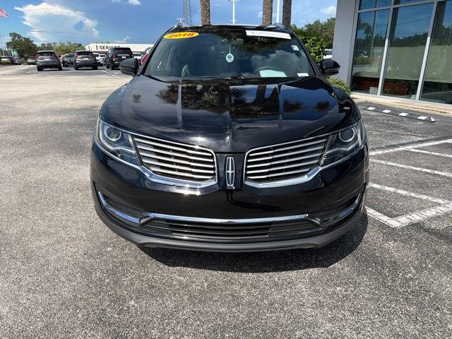Used 2018 Lincoln MKX Reserve w/ Cargo Utility Package FWD image 2