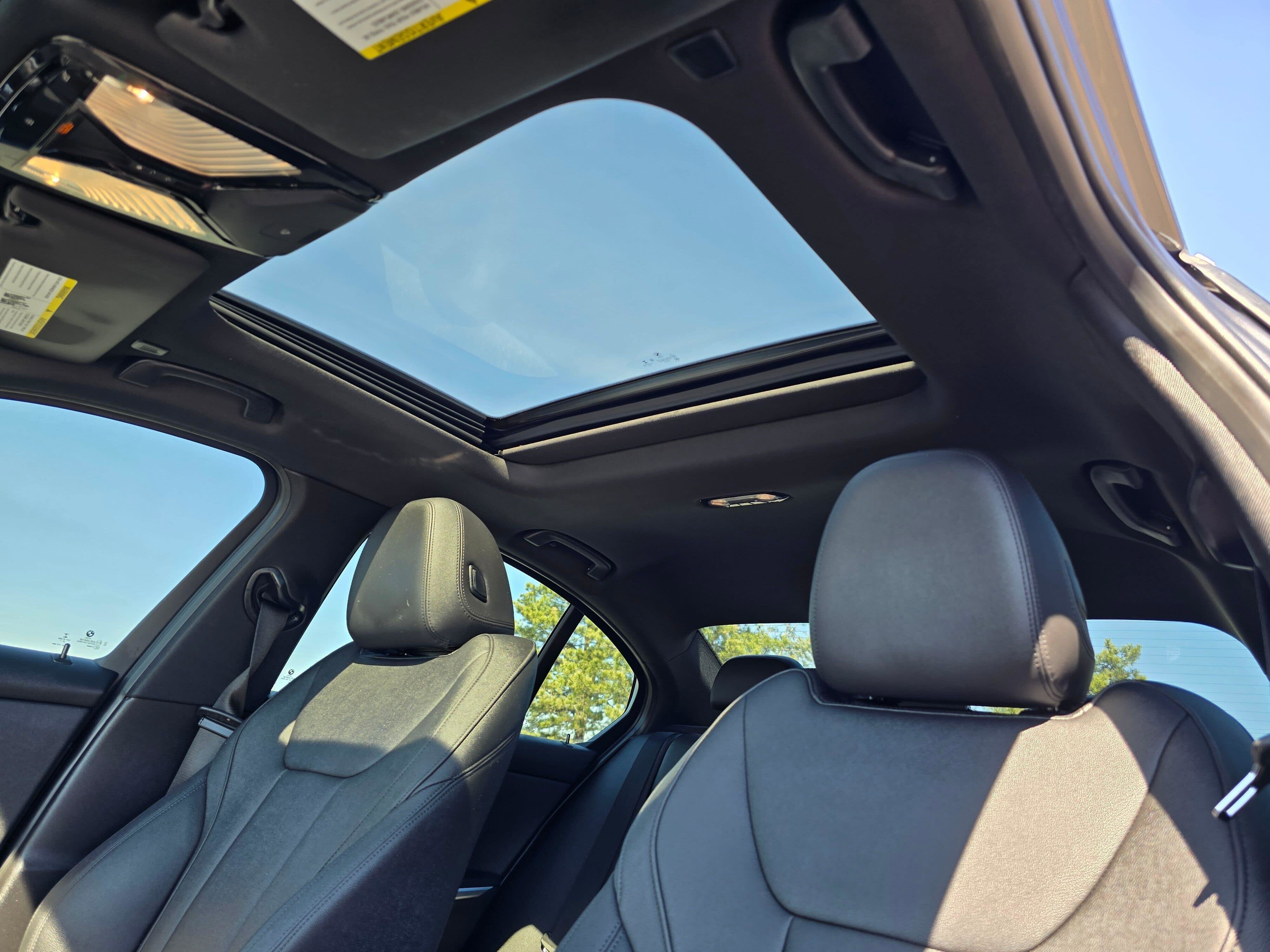 Used 2021 BMW 330i xDrive Sedan w/ Convenience Package image 28