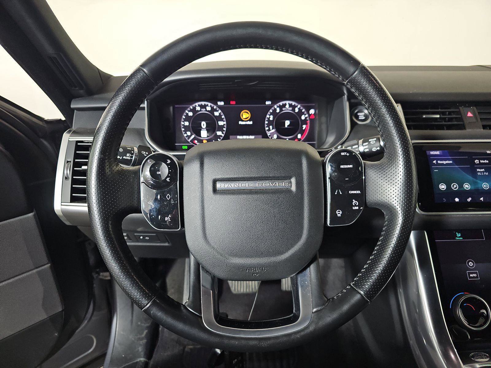 Used 2020 Land Rover Range Rover Sport SE image 2