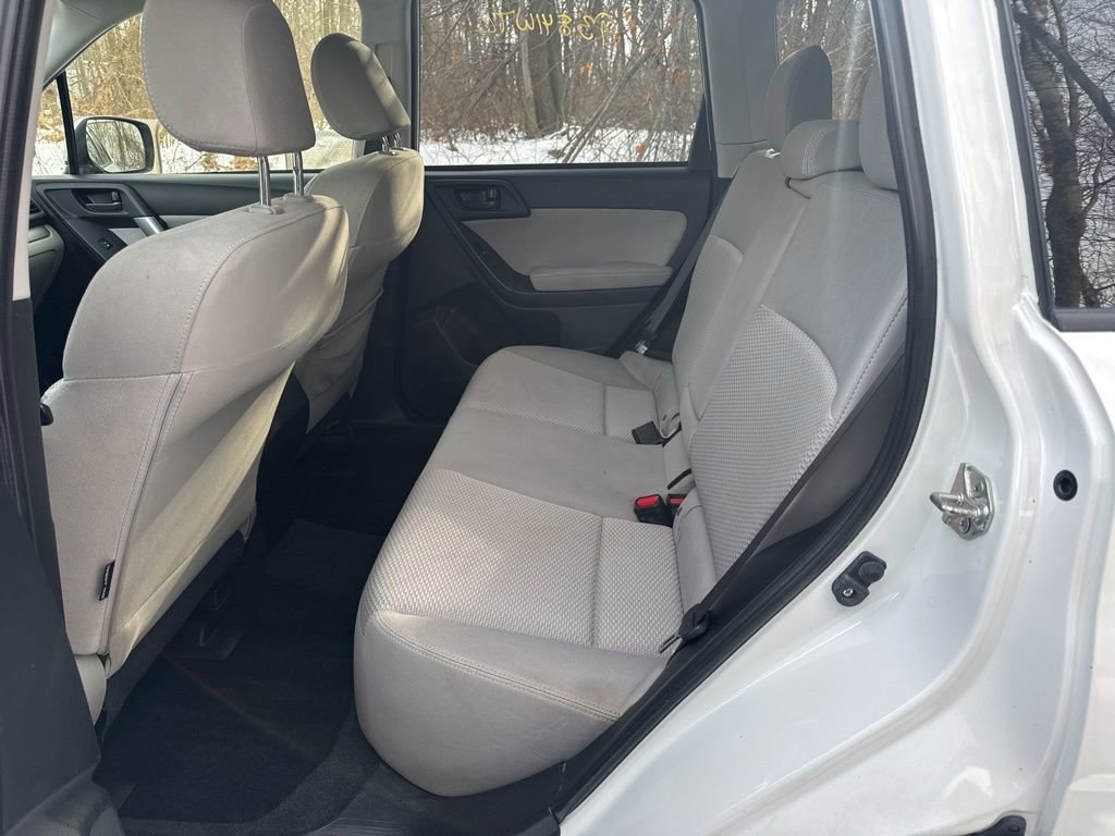 Used 2014 Subaru Forester 2.5i Premium w/ All-Weather Package image 16