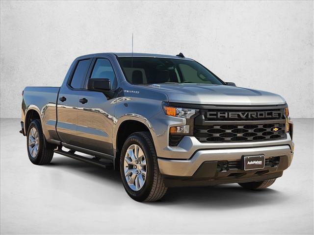Used 2026 Chevrolet Silverado 1500 Custom RWD image 3